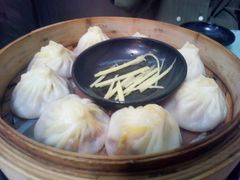 蟹黄汤包-食惠里小笼包面馆(越秀店)