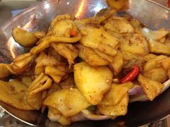 干锅土豆片-俭朴菜(鲁磨路店)