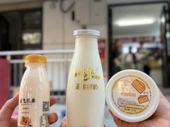 -正飞鲜奶(吐鲁番路店)