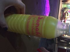 Jonah's&nbsp;Shakes-Jonah's Fruit Shake & Snack Bar