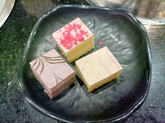 -钱小主·自助回旋烤肉火锅餐厅(东方新天地店)