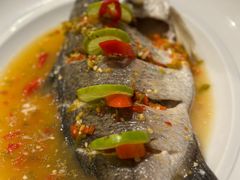 -Chom Cafe and Restaurant
