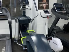 -坚果健身24小时工作室(定西路店)