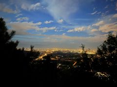 -鬼笑石后山停车场