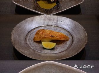 鮨月山 | 器皿绝美的神秘寿司店