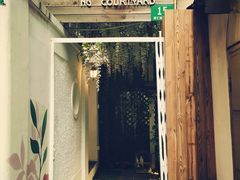 门面-燕庭·纯燕窝·甜品下午茶(南京西路店)