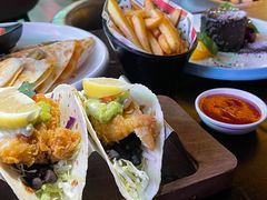 -Famous肥猫墨西哥音乐餐吧(五棵松华熙LIVE店)