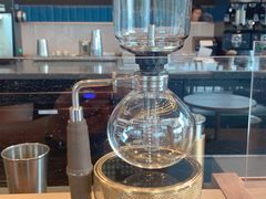 -星巴克臻选(上海虹桥新天地三店)