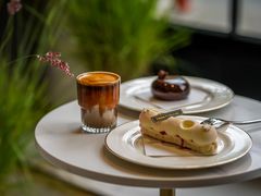 -Fridi Patisserie Cafe