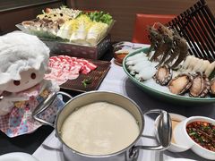 -红鼎豆捞·非遗鲍皇汤火锅(宝丰路店)