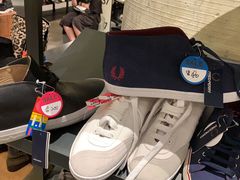 -东荟城名店仓
