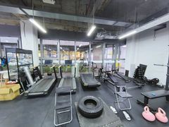 -FIGHTMAN格斗俱乐部(长宁临空店)