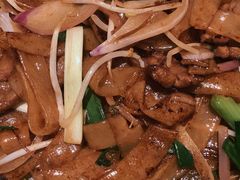 干炒牛河-来龙里 精致 东南亚餐室(万象城店)