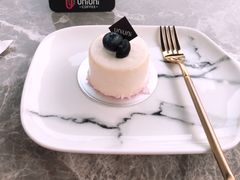 -UNI UNI(环亚凯瑟琳店)