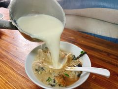 -云南大锅豆浆店
