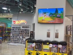 -卡通派潮品玩具折扣仓(青岛新城吾悦广场店)