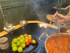 -鹿鸣山草本茶香火锅(园西路店)