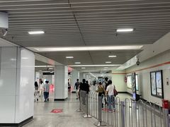 -常熟路(地铁站)