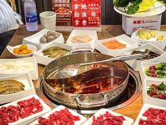 -来龍儿鲜切牛肉自助老火锅