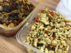 -湖南人家湘菜馆(镇江路店)