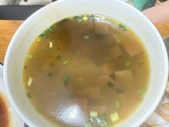 -黄阿姨锅贴大王(万航渡路店)