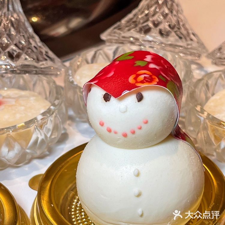 不用长途跋涉，吃到了东北味的铁锅炖