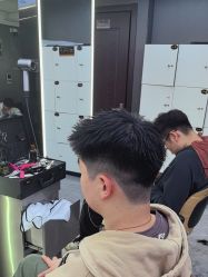 -藤野造型烫发染发