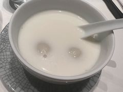 燕窝汤圆配鸡头米-荣府宴(南阳路店)