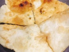葱油饼-云南特色小吃店