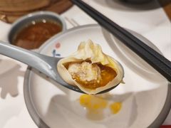 -馋三尺蟹粉小笼(人民广场店)