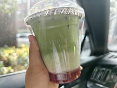 生椰红豆抹茶-Yee3·三号椰·椰子炒冰(南桥百联店)