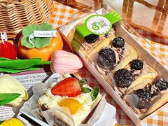 -花园饼屋·吐司蛋糕面包(星海店)
