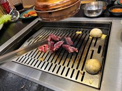 -臻牛烤肉