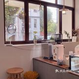开在老社区的咖啡店，感受慢节奏生活。