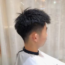 -Moyue HAIR SALON