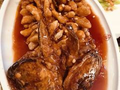 松鼠鲤鱼-添福来墨鱼饺子 · 海鲜东北菜(大连星海·黄浦路店)