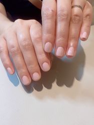 -蜜丝卡伦美甲美睫半永久