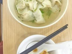 -周震馄饨