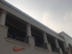 -百联奥特莱斯广场(南京店)