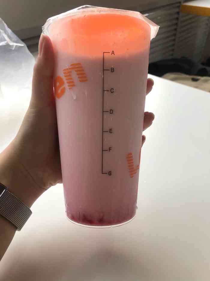 打分 很好,上次喝了一杯蜜桃欧蕾感觉棒极了