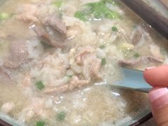 三鲜粥-珍记海鲜粥·海鲜粉