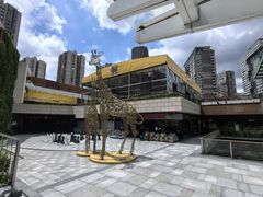 -瑞虹新天地月亮湾