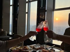 -唐拉雅秀酒店-西锦汇空中BBQ·思创餐厅