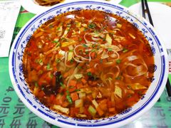 铡面汤面-令氏家外家周秦食府(高新店)