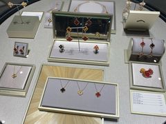 -梵克雅宝(国贸商城店)