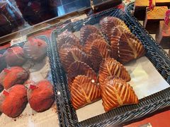 -Salon de The de Joel Robuchon(外滩18号店)