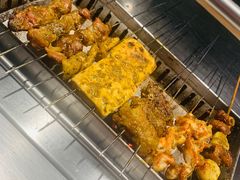 -绿地三只羊羊肉串(万科店)