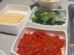 -海底捞火锅(新松江路生日主题店)