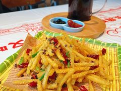 -肥肥虾庄·金牌油焖大虾(杨园滨江时代walk店)