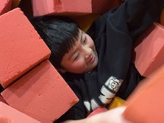 -极限PLAY运动娱乐新世界·团建派对表演休闲馆·室内高空游乐园
